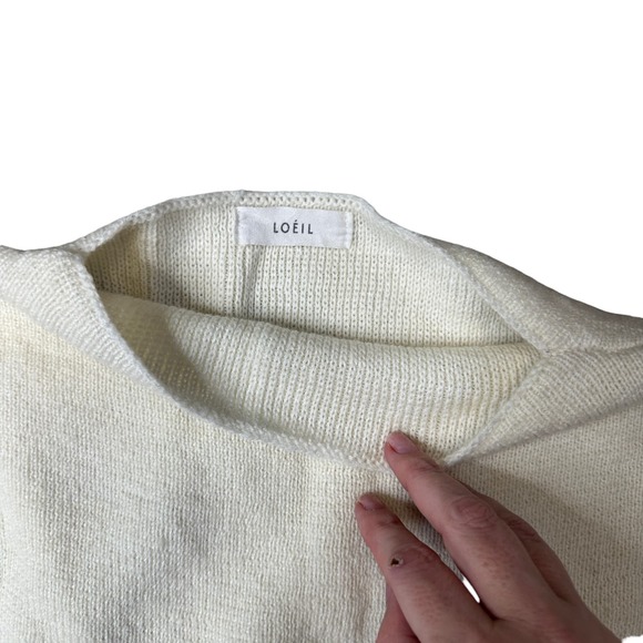 Loeil Cream Crew Neck Pullover Sweater Small Rare - Picture 3 of 4